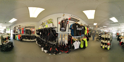 Bicycle Store «Atlanta Cycling - Vinings», reviews and photos, 4335 Cobb Pkwy, Atlanta, GA 30339, USA