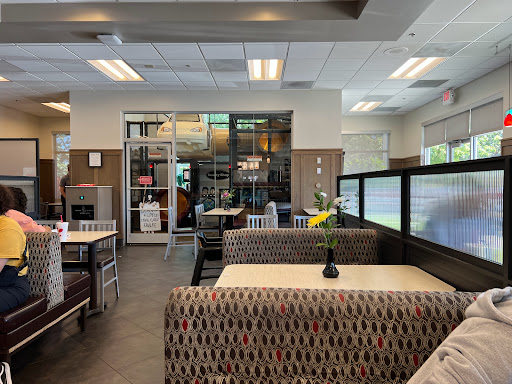 Fast Food Restaurant «Chick-fil-A», reviews and photos, 3026 196th St SW, Lynnwood, WA 98036, USA