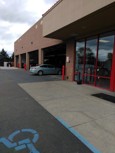 Tire Shop «Discount Tire Store - Howell, MI», reviews and photos, 3480 E Grand River Ave, Howell, MI 48843, USA