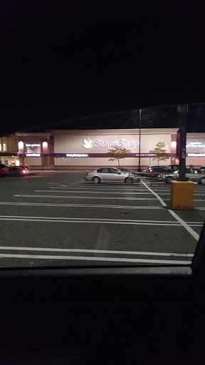 Supermarket «Super Stop & Shop», reviews and photos, 815 Grand Army Hwy, Somerset, MA 02725, USA