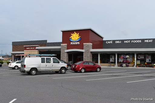 Grocery Store «Sunnyway Foods Market», reviews and photos, 212 N Antrim Way, Greencastle, PA 17225, USA