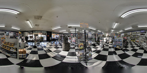 Truck Accessories Store «4 Wheel Parts - Fresno», reviews and photos, 4326 N Blackstone Ave, Fresno, CA 93726, USA