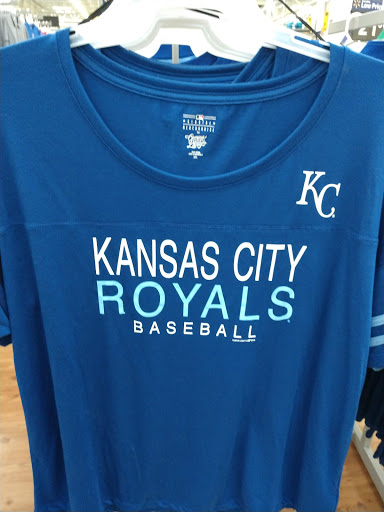 Stores to buy men's long sleeve polo shirts Kansas City