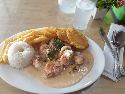 Lola,s Restaurante & Bar - 10 #4-2 a 4-26, Tumaco, Nariño, Colombia