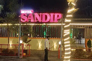 Hotel Sandip (स्पेशल कंदूरी मटन) image