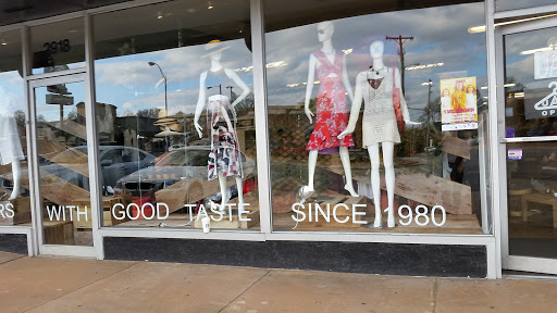 Clothing Store «United Apparel Liquidators», reviews and photos, 2918 West End Ave, Nashville, TN 37203, USA