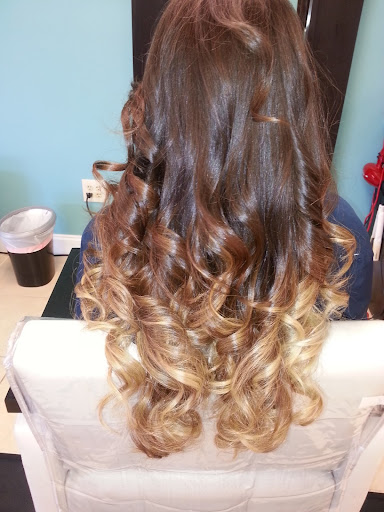 Hair Salon «Glow on main hair salon», reviews and photos, 505 N Main St, Greenville, SC 29601, USA
