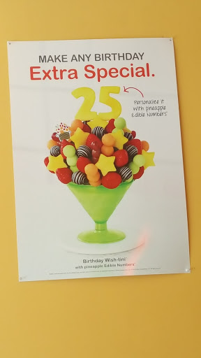 Gift Shop «Edible Arrangements», reviews and photos, 1531 N Quaker Ln, Alexandria, VA 22302, USA
