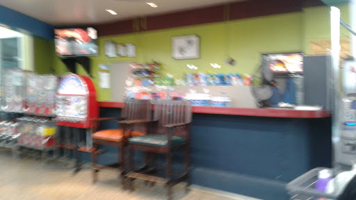 Laundromat «Laundry World», reviews and photos, 7125 Baltimore Ave, College Park, MD 20740, USA