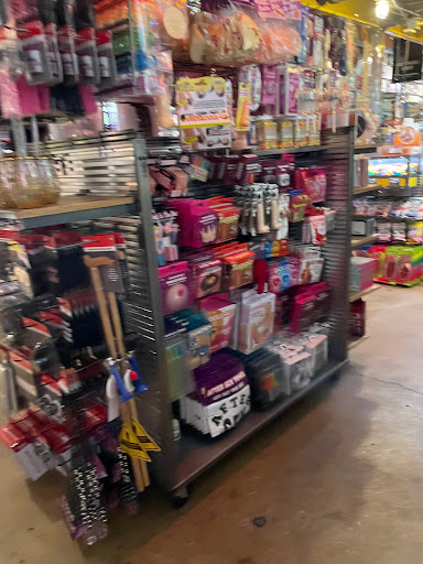 Gift Shop «SPENCER GIFTS», reviews and photos, 825 Dulaney Valley Rd, Towson, MD 21204, USA