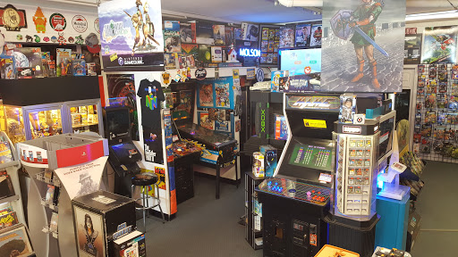 Collectibles Store «Makes Cents Variety Store», reviews and photos, 5027 W Howard Ave, Milwaukee, WI 53220, USA