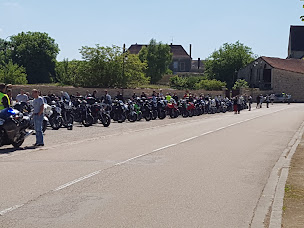 Photo n°28 de Bar Restaurant le Port à Tanlay ()