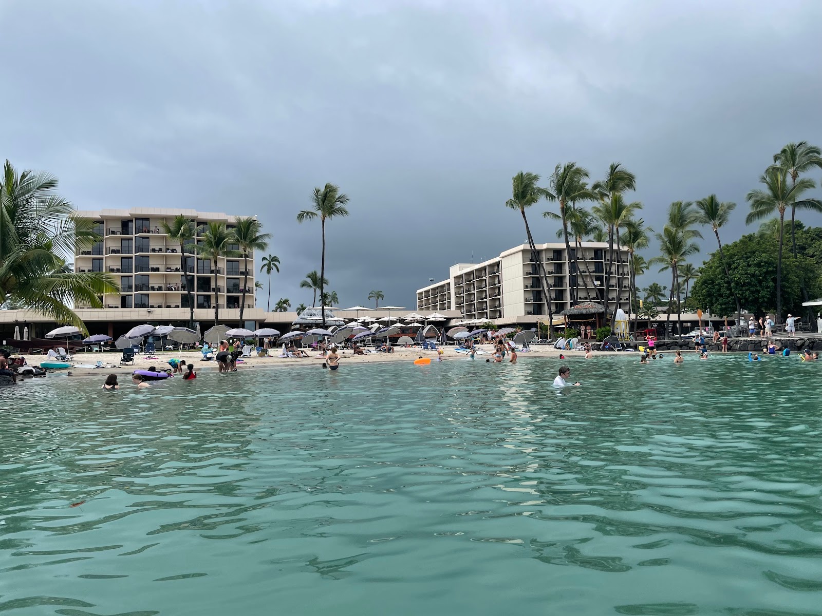 Kamakahonu Beach photo #8