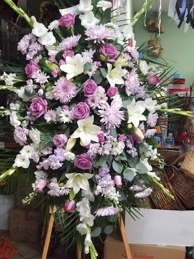 Florist «AAA Florist», reviews and photos, 1277 W 6th St, Corona, CA 92882, USA