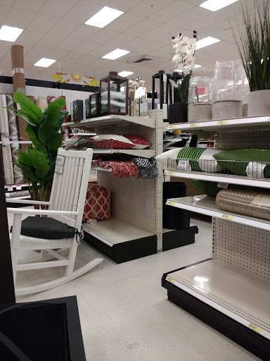 Department Store «Target», reviews and photos, 800 Christiana Mall, Newark, DE 19702, USA