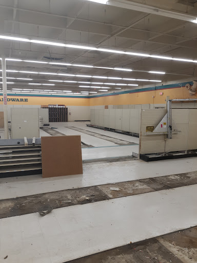 Hardware Store «Orchard Supply Hardware», reviews and photos, 700 N 11th Ave, Hanford, CA 93230, USA