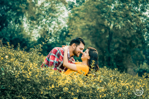 Wedding Photo Planet | Candid & Cinematographer in Uttam Nagar | Best Wedding Photographers in Delhi NCR | Top 10 Photographers in India