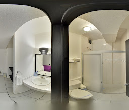 Frente Hotel Plaza Premier photo