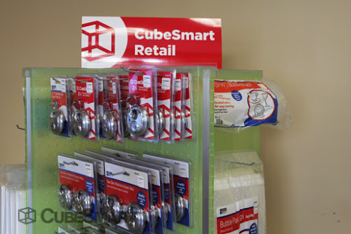 Self-Storage Facility «CubeSmart Self Storage», reviews and photos, 138-54 94th Ave, Jamaica, NY 11435, USA