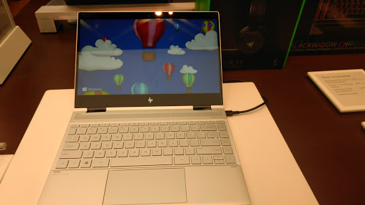 Computer Store «Microsoft Store - Westfield Montgomery», reviews and photos, 7101 Democracy Blvd, Bethesda, MD 20817, USA