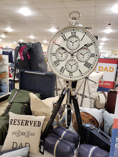 Department Store «HomeGoods», reviews and photos, 1109 Brook Forest Ave, Shorewood, IL 60431, USA