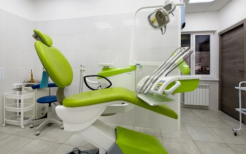 Стоматологическа клиника АИС image
