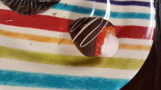 Dessert Shop «Devour Desserts», reviews and photos, 671 Bridgeton Pike, Mantua Township, NJ 08051, USA