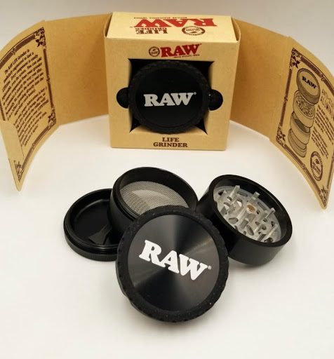 Hookah Bar «Brooklyn Smoke Shop Inc», reviews and photos, 198 Flatbush Ave, Brooklyn, NY 11217, USA