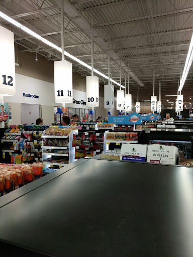 Grocery Store «Meijer», reviews and photos, 2015 Shawano Ave, Howard, WI 54303, USA