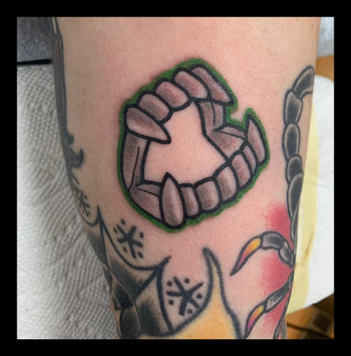 Tattoo Shop «Destiny Tattoo Studio», reviews and photos, 1822 NJ-35, South Amboy, NJ 08879, USA