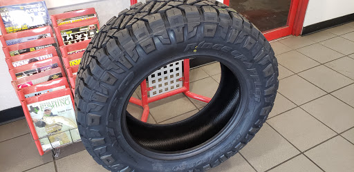 Tire Shop «Discount Tire Store - Hill Country Village, TX», reviews and photos, 15703 San Pedro Ave, Hill Country Village, TX 78232, USA