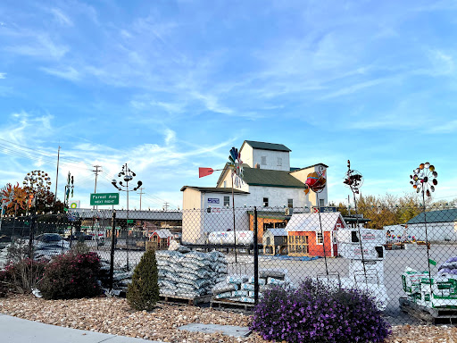 Hardware Store «Valley Park Elevator & Hardware», reviews and photos, 2 Marshall Rd, Valley Park, MO 63088, USA