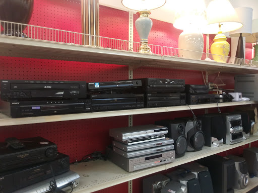 Thrift Store «The Salvation Army Family Store & Donation Center», reviews and photos, 45250 Northpointe Blvd, Utica, MI 48315, USA