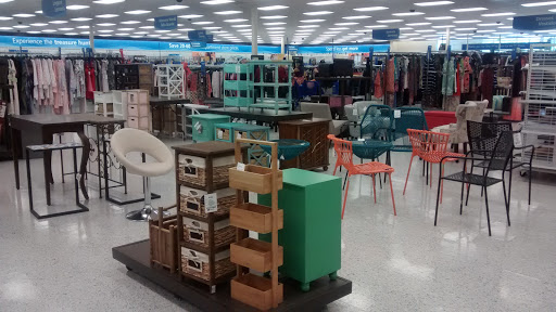 Clothing Store «Ross Dress for Less», reviews and photos, 1580 Foothill Blvd, La Verne, CA 91750, USA