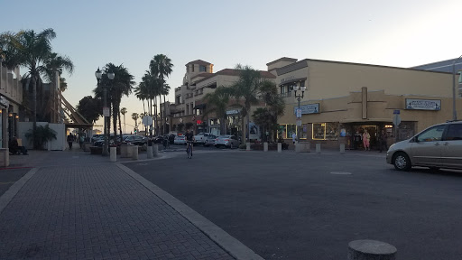 Coffee Shop «The Coffee Bean & Tea Leaf», reviews and photos, 200 Main St #109, Huntington Beach, CA 92648, USA