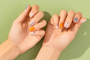 Twee's Nails image