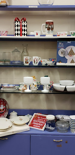 Thrift Store «The Hope Center», reviews and photos