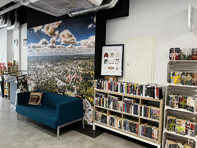 Comentarii opinii despre Miejska Biblioteka Publiczna w Kobyłce im. Stanisława Ryszarda Szpotańskiego