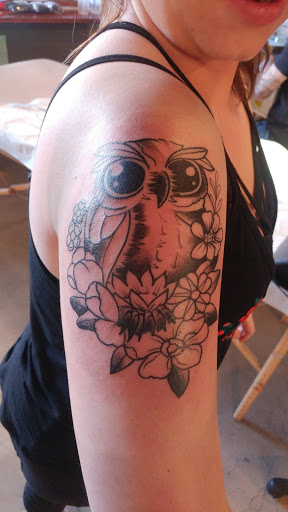 Tattoo Shop «Keepsake Tattoo Studio», reviews and photos, 253 11th St, Astoria, OR 97103, USA