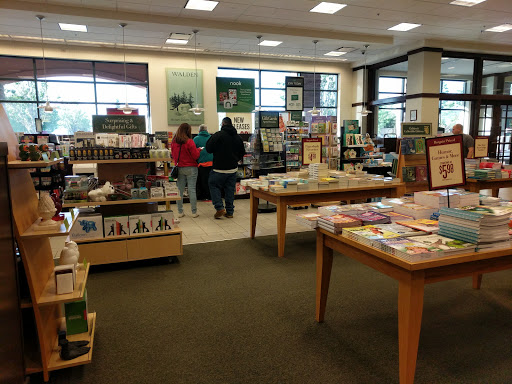 Barnes & Noble image