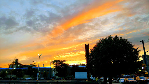 Movie Theater «UA Kaufman Astoria Cinemas 14 & RPX», reviews and photos, 35-30 38th St, Astoria, NY 11101, USA