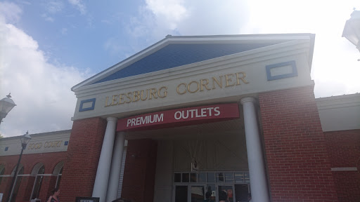 Shopping Mall «Leesburg Corner Premium Outlets», reviews and photos, 241 Fort Evans Rd NE, Leesburg, VA 20176, USA