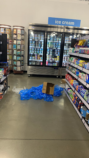 Wine Store «BevMo!», reviews and photos, 3900 Sisk Rd, Modesto, CA 95356, USA