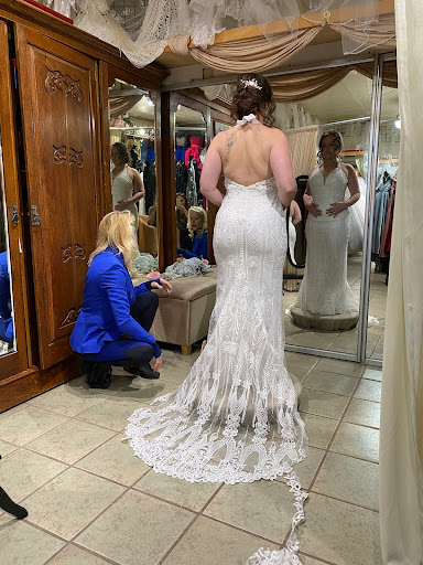 Bridal Shop «Hem and Her Bridal», reviews and photos, 4004 N Stone Ave, Tucson, AZ 85705, USA