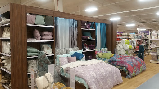 Stores to buy bedding Luton