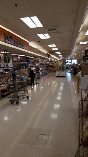 Supermarket «Super Stop & Shop», reviews and photos, 1309 Corbin Ave, New Britain, CT 06053, USA