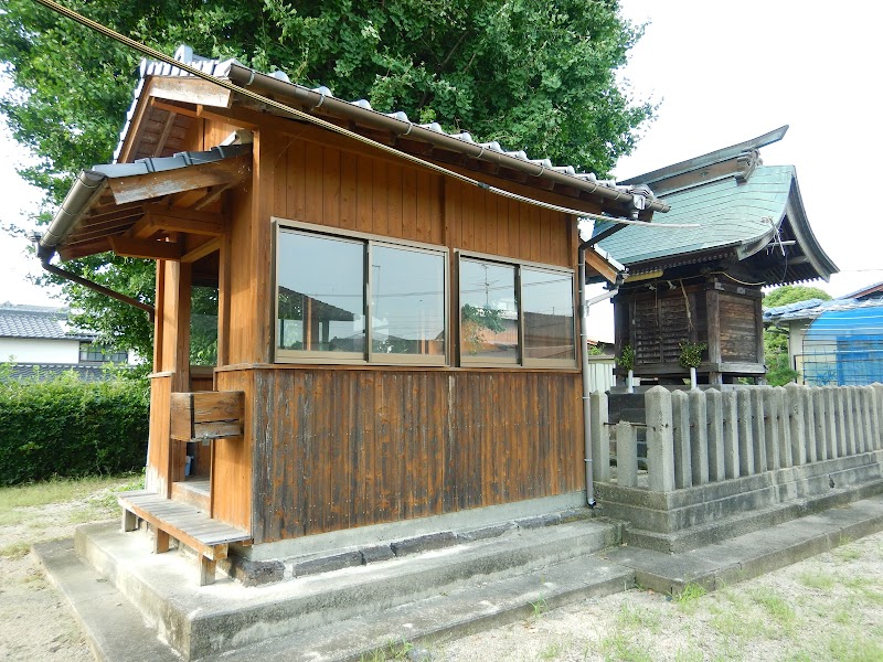 西川神社