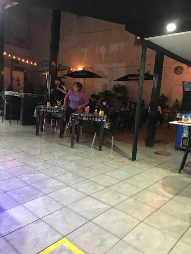 Mayas Bar