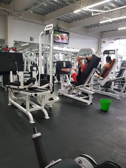 COUNTRY SPORT GYM