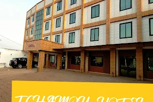 HOTEL TCHAMOU image